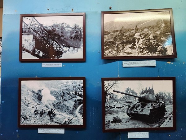 Những hình ảnh trong chiến đấu bảo vệ biên giới phía Bắc. Ảnh Trường Nguyên (chụp tư liệu tại Bảo tàng).