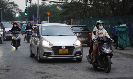 Taxi công nghệ ở Hà Nội. Ảnh: Hữu Chánh