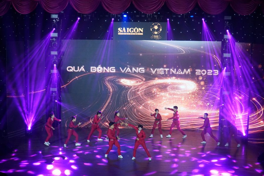 Tối 19.2, lễ trao giải Quả bóng vàng Việt Nam 2023 đã diễn ra tại nhà hát Bến Thành (TPHCM).