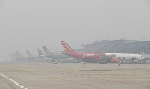 Thời tiết xấu ảnh hưởng đến an toàn bay. ảnh: Sân bay Nội Bài