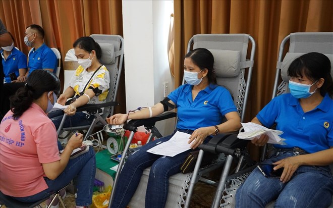 Hội Chữ thập đỏ TP Hải Phòng có văn bản thông tin về chi tiền thưởng cho người hiến máu. Ảnh minh hoạ: Mai Dung