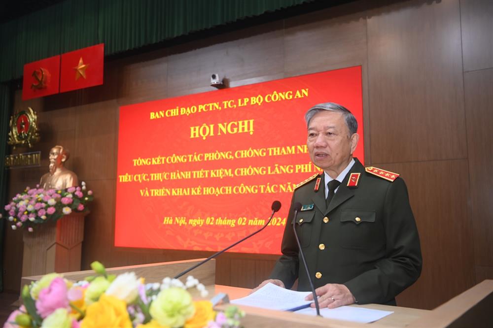 Bộ trưởng Tô Lâm phát biểu kết luận Hội nghị. Ảnh: Bộ Công an