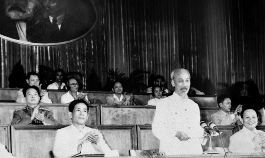  Chủ tịch Hồ Chí Minh phát biểu tại Đại hội III (tháng 9.1960) của Đảng Cộng sản Việt Nam. Ảnh: TTXVN