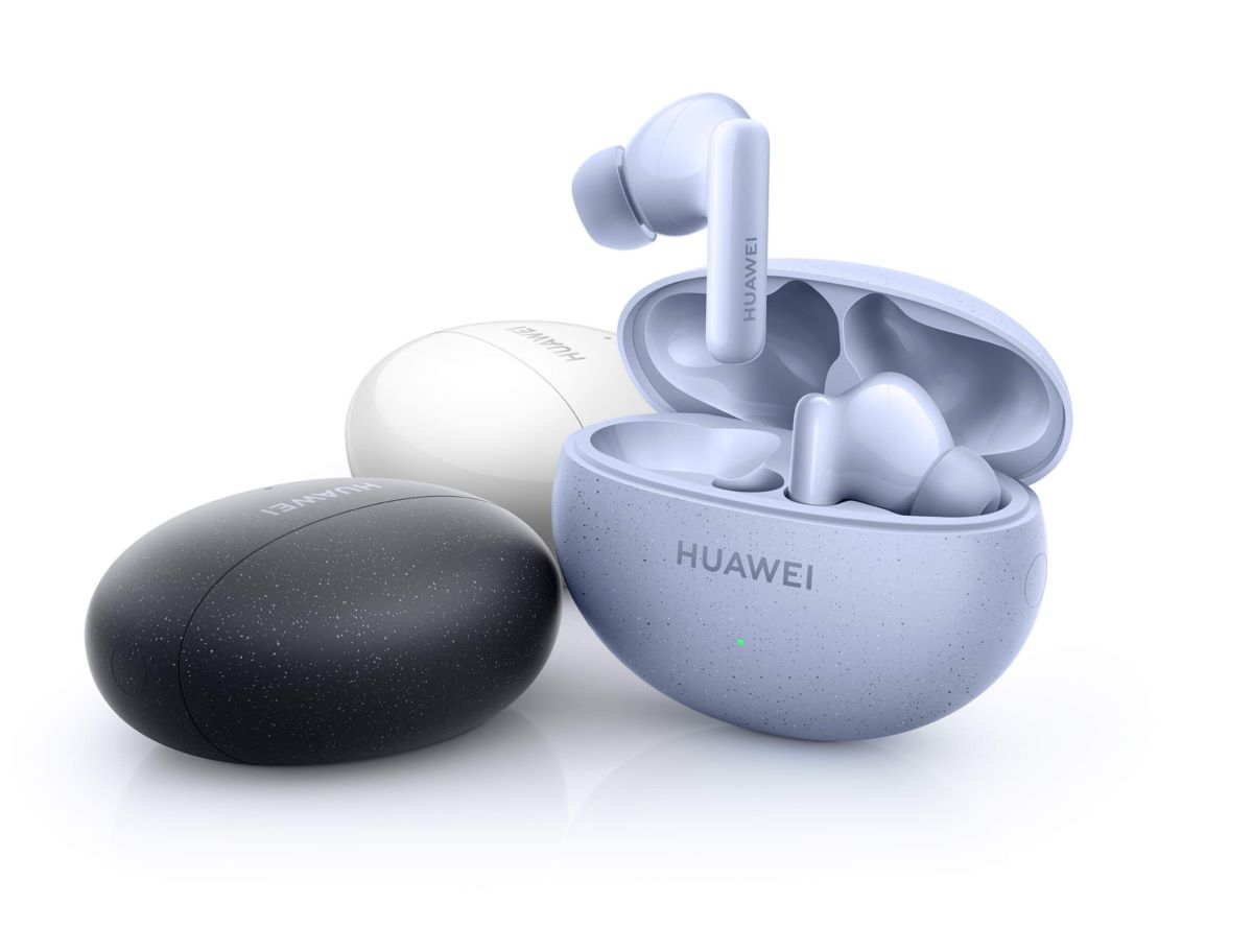 Huawei FreeBuds 5i là chiếc tai nghe chống ồn nhỏ gọn và rất tốt trong tầm giá. Ảnh: Huawei