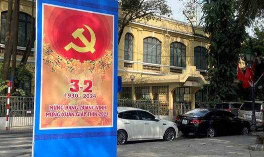 Ban Chấp hành Trung ương Đảng Nhân dân Cách mạng Lào và Ban Chấp hành Trung ương Đảng Nhân dân Campuchia đã gửi điện mừng tới Ban Chấp hành Trung ương Đảng Cộng sản Việt Nam nhân kỷ niệm 94 năm thành lập Đảng Cộng sản Việt Nam. Ảnh: TTXVN