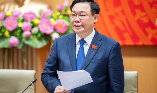 Chủ tịch Quốc hội Vương Đình Huệ phát biểu tại buổi làm việc với Bộ Y tế. Ảnh: Hải Nguyễn