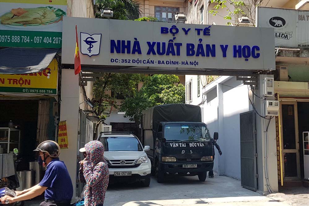 Nhà xuất bản Y học trực thuộc Bộ Y tế nằm trong danh mục doanh nghiệp do Nhà nước nắm giữ 100% vốn điều lệ. Ảnh tư liệu: Lao Động