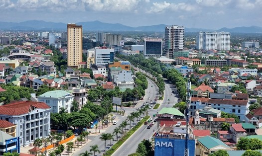 Thành phố Vinh, tỉnh Nghệ An đang được xây dựng thành trung tâm kinh tế - văn hóa vùng Bắc Trung Bộ. Ảnh: Quang Đại