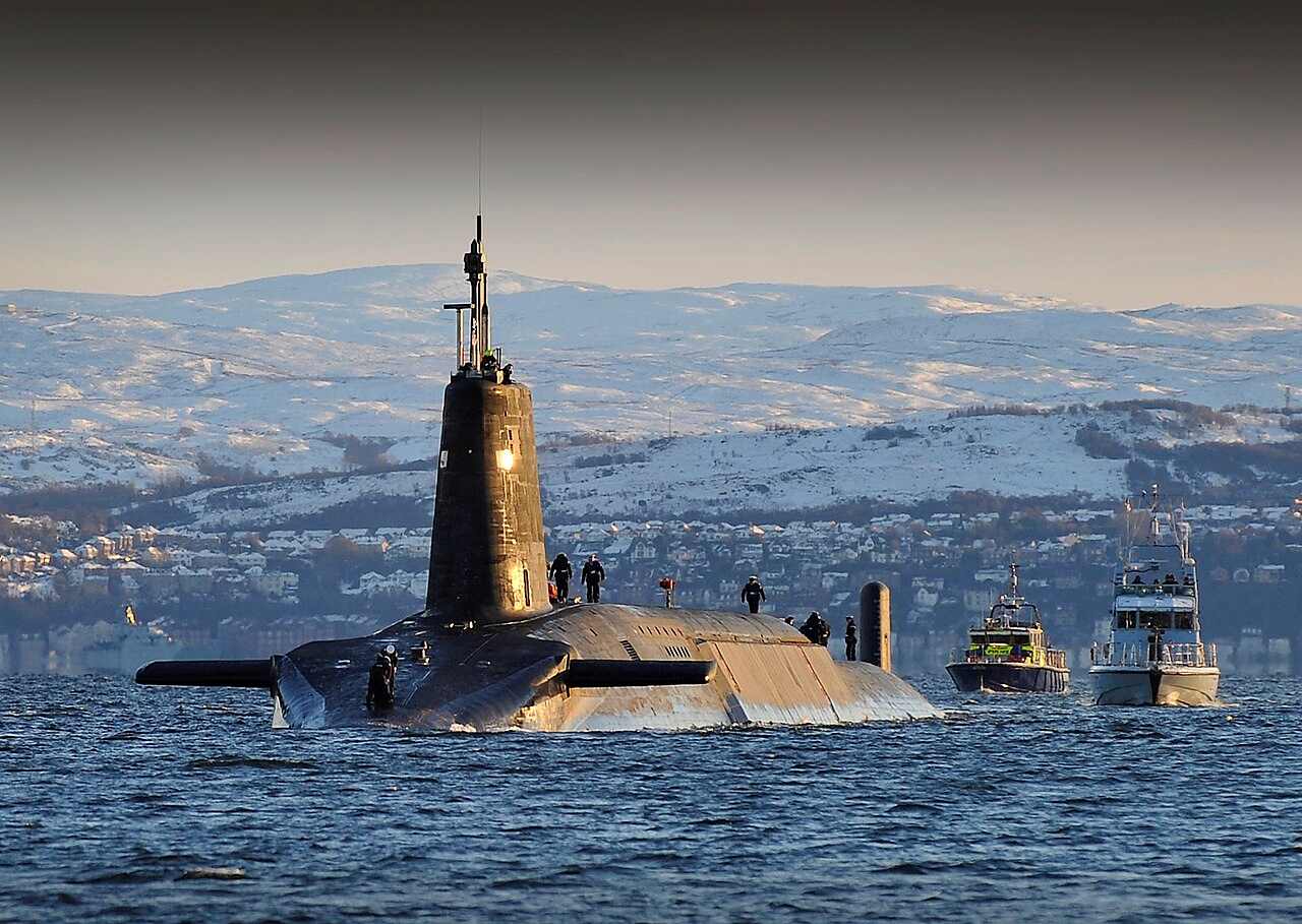 Tàu ngầm chạy bằng năng lượng hạt nhân HMS Vanguard. Ảnh: Wiki