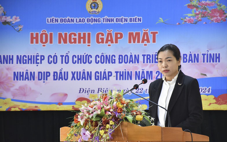 Đại diện công đoàn cơ sở Khánh sạn Mường Thanh - Điện Biên phát biểu tại hội nghị. Ảnh: Thanh Bình