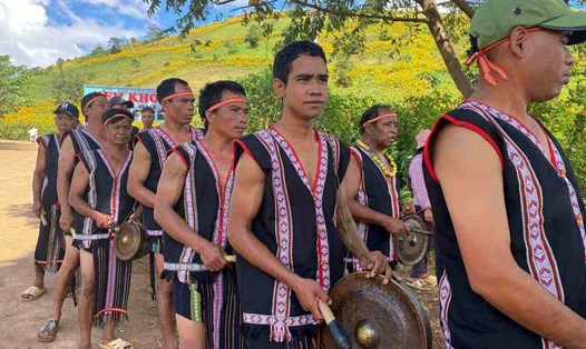 Giá trị văn hóa truyền thống của đồng bào dân tộc thiểu số đang có nguy cơ bị mai một. Ảnh: Thanh Tuấn