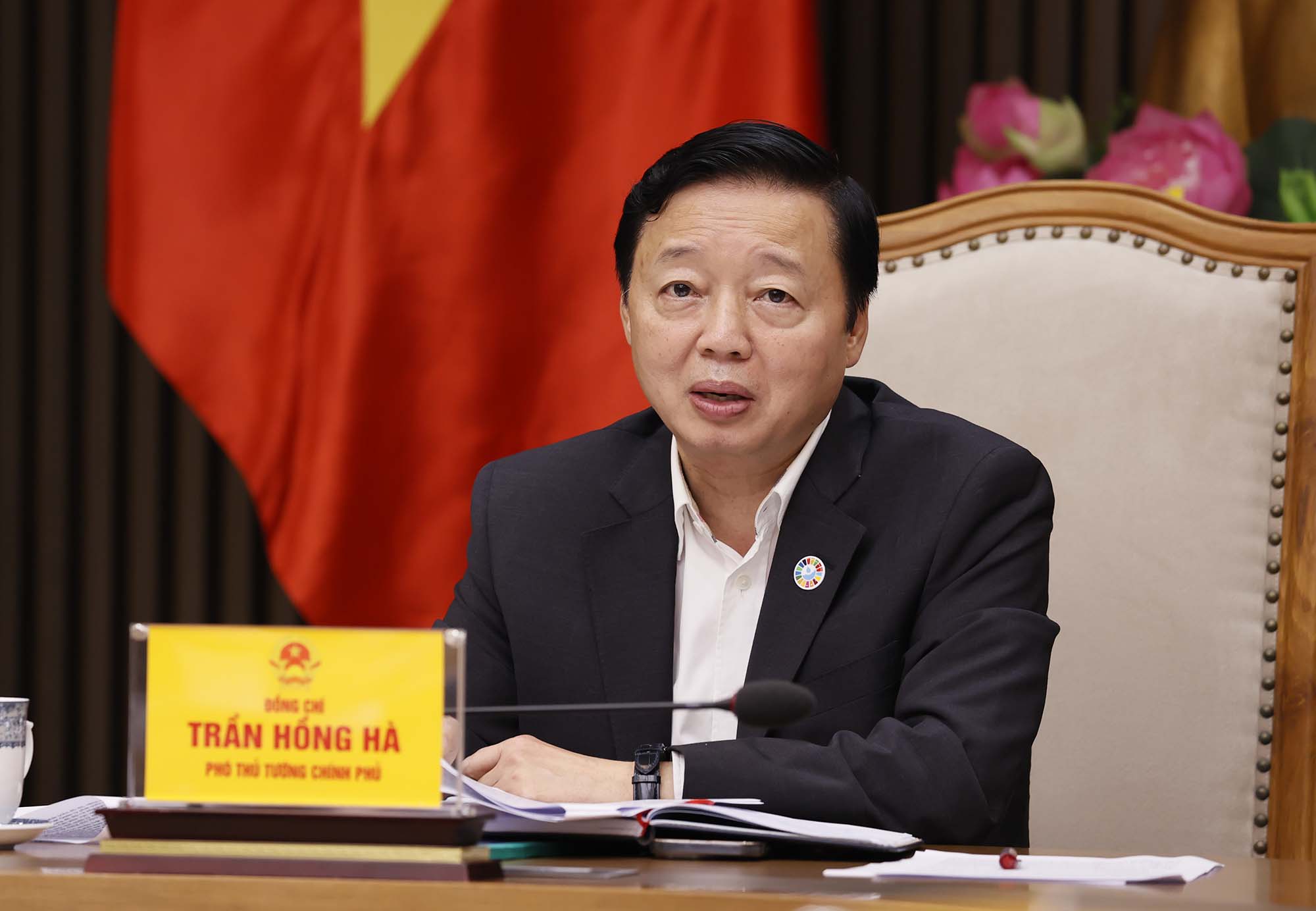 Phó Thủ tướng Chính phủ Trần Hồng Hà phát biểu chỉ đạo tại cuộc họp. Ảnh: Minh Khôi