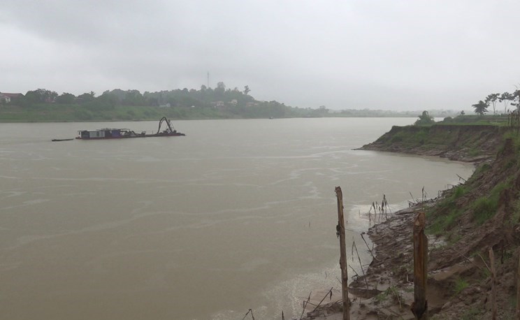 Vụ đuối nước xảy ra trên khúc sông Mã đoạn chảy qua xã Vĩnh Hòa, huyện Vĩnh Lộc (Thanh Hóa). Ảnh: Minh Hoàng