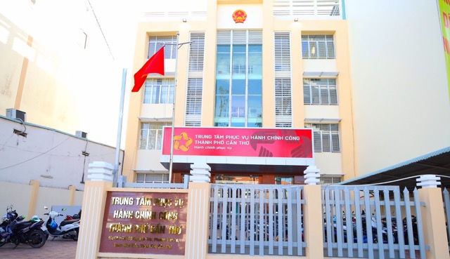 Trung tâm Phục vụ hành chính công TP Cần Thơ. Ảnh: Yến Phương