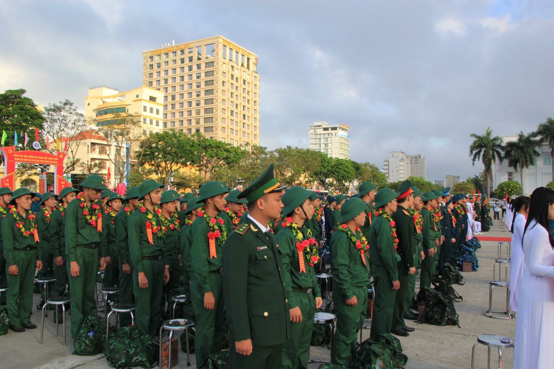 Quận Hải Châu năm nay có 225 công dân nhập ngũ.