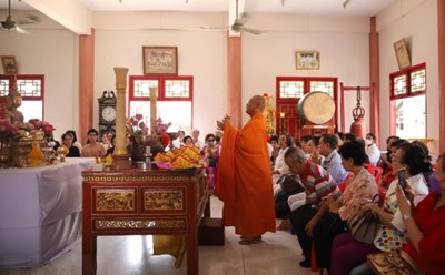 Quang cảnh lễ cầu an Tết Thượng nguyên. Ảnh: TTXVN