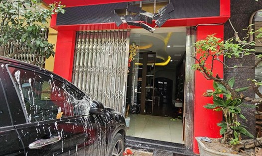 4 đối tượng bị khởi tố sau vụ nhà dân ở phường Quang Trung, TP Thái Bình bị "khủng bố" bằng vôi trộn mắm tôm rạng sáng ngày 8 tháng Giêng âm lịch vừa qua. Ảnh: Trung Du