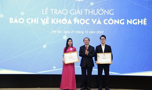 Lễ trao Giải thưởng báo chí về khoa học và công nghệ diễn ra hồi tháng 12.2022. Ảnh: Khắc Ngọc