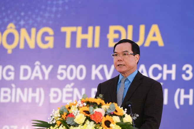 Chủ tịch Tổng Liên đoàn Lao động Việt Nam Nguyễn Đình Khang phát động thi đua 5 Nhất