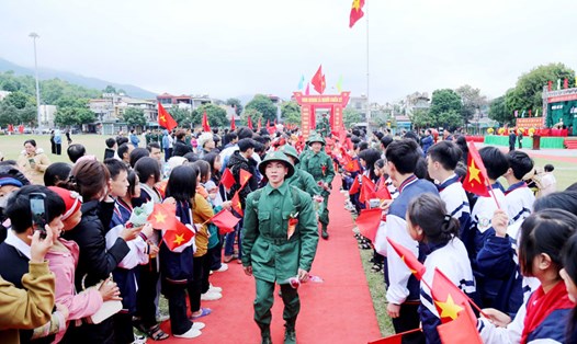 Lào Cai có 900 công dân nhập ngũ thực hiện nghĩa vụ quân sự, 220 công dân thực hiện nghĩa vụ Công an nhân dân. Ảnh: Cao Cường