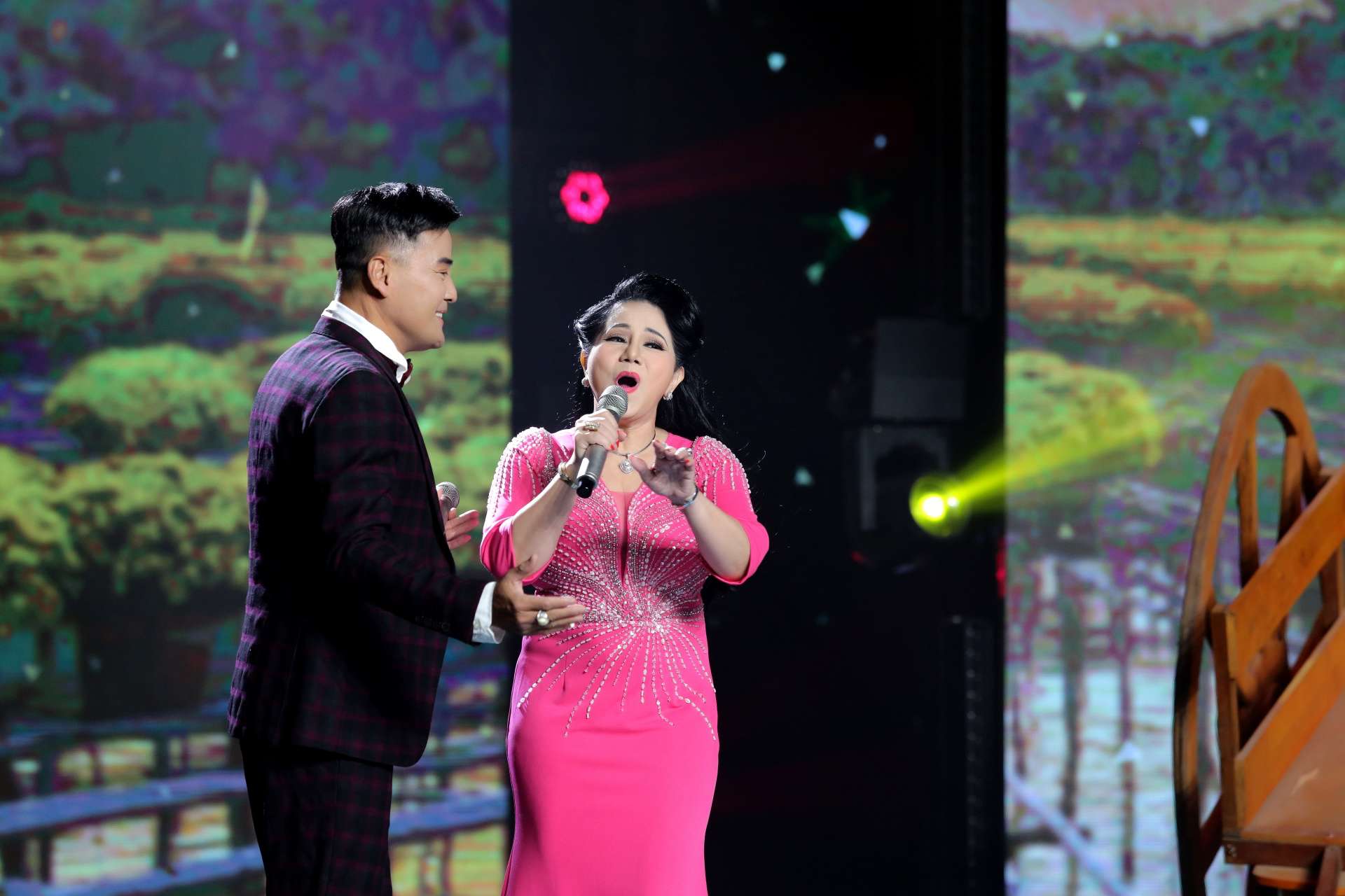 Chế Thanh tiết lộ từng bị danh ca Ngọc Ánh giận. Ảnh: NSX.