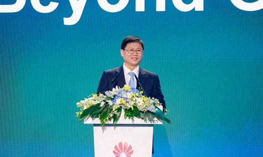 Theo ông Li Peng, các nhà mạng có thể đạt
được thành công trong kinh doanh với 5G. Ảnh: Huawei