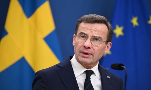 Thủ tướng Thụy Điển Ulf Kristersson trong cuộc họp báo tại Stockholm, Thụy Điển, sau khi Quốc hội Hungary phê chuẩn việc Thụy Điển gia nhập NATO ngày 26.2. Ảnh: AFP