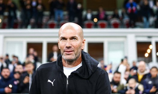 Zinedine Zidane sắp trở lại với bóng đá. Ảnh: PAP