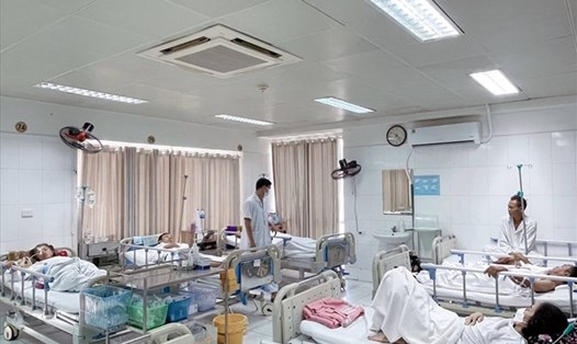 Bệnh nhân điều trị tại Bệnh viện Hữu nghị Việt Đức. Ảnh: Thiều Trang