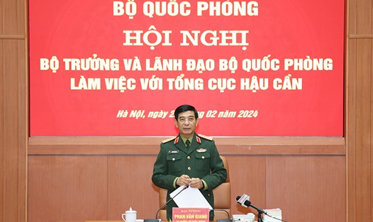 Đại tướng Phan Văn Giang - Ủy viên Bộ Chính trị, Phó Bí thư Quân ủy Trung ương, Bộ trưởng Bộ Quốc phòng - phát biểu tại hội nghị. Ảnh: Bộ Quốc phòng