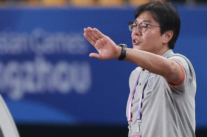 Hwang Sun-hong sẽ dẫn dắt đội tuyển Hàn Quốc trong vai trò huấn luyện viên tạm quyền. Ảnh: Inside World Football