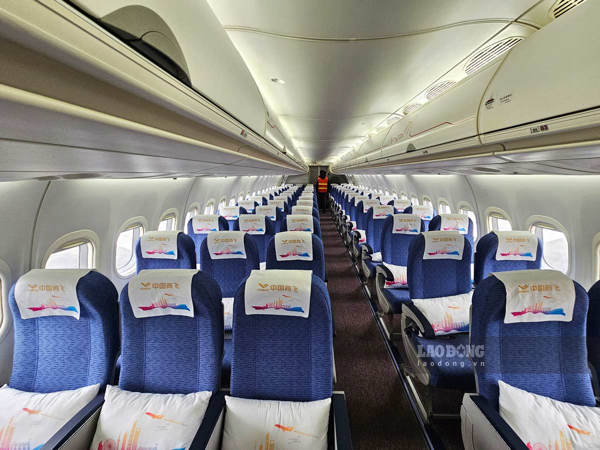 ARJ21 có 78-97 chỗ, đến nay đã vận chuyển an toàn hơn 11 triệu lượt hành khách. 