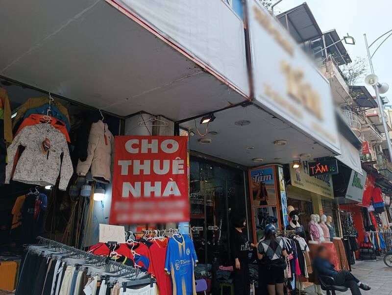 Ngã ngửa mặt bằng kinh doanh Hà Nội cho thuê gần 100 triệu đồng/tháng