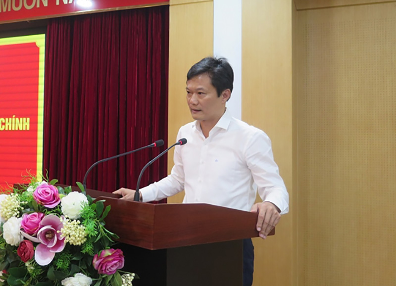 Kiểm điểm ông Hà Anh Tuấn - Phó Chủ tịch UBND quận Đống Đa. Ảnh: CTTĐT quận Đống Đa 