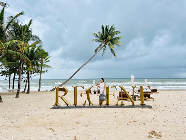 Năm 2022, hoa hậu nổi tiếng Jennifer Phạm cùng gia đình tận hưởng kỳ nghỉ tại Phu Quoc Marina, với những trải nghiệm ấn tượng tại hai khu nghỉ dưỡng: Regent Phu Quoc và Sailing Club Signature Resort Phu Quoc. Ảnh: BIM Group