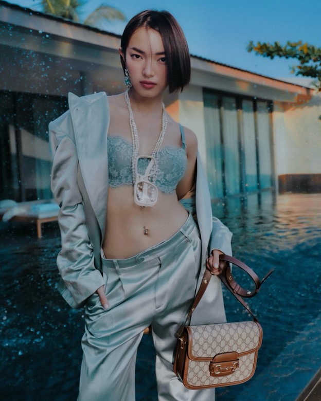 Fashionista Châu Bùi lựa chọn Regent Phu Quoc là điểm đến nghỉ dưỡng và thực hiện những bộ ảnh thời trang đẳng cấp. Ảnh: BIM Group