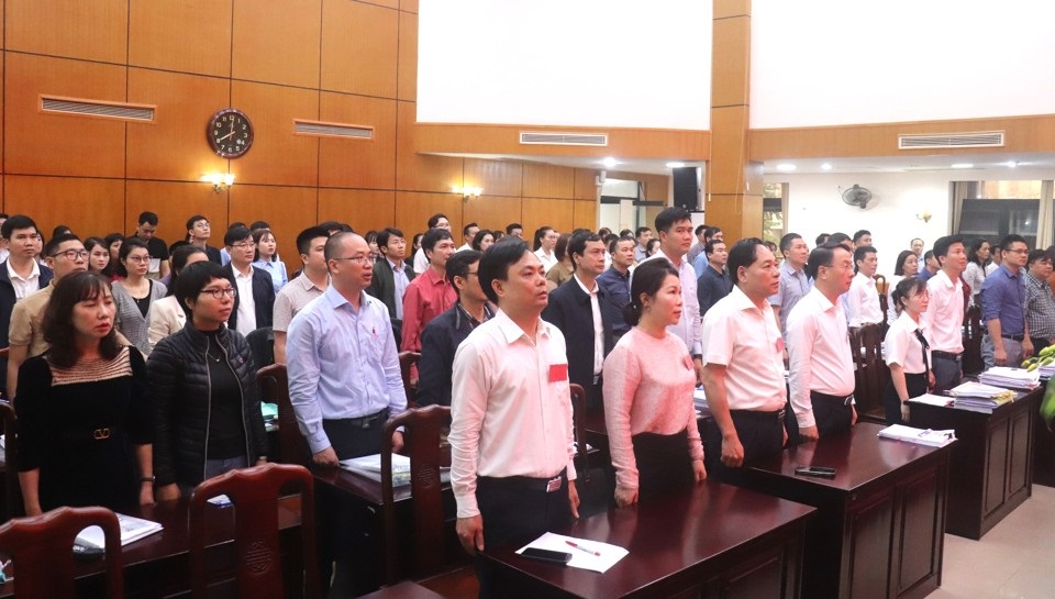 Các đại biểu và thí sinh tham gia kỳ kiểm tra, sát hạch tiếp nhận vào làm công chức của TP Hà Nội đợt 1 năm 2024. Ảnh: Sở Nội vụ Hà Nội