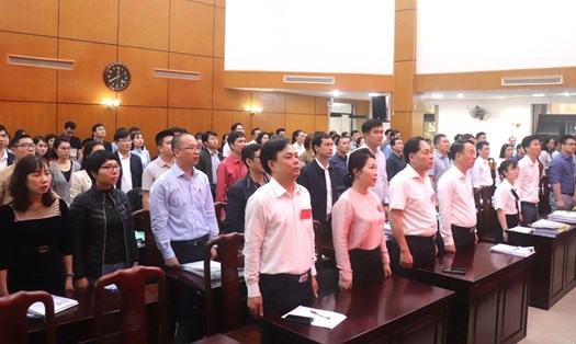 Các đại biểu và thí sinh tham gia kỳ kiểm tra, sát hạch tiếp nhận vào làm công chức của TP Hà Nội đợt 1 năm 2024. Ảnh: Sở Nội vụ Hà Nội