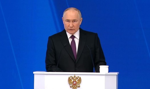 Tổng thống Nga Vladimir Putin cho biết BRICS đang vượt G7 về sức mạnh kinh tế. Ảnh: RT