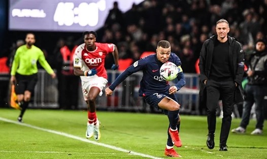 PSG làm khách trên sân đội đứng thứ 3 là AS Monaco nhưng chuyện tương lai của Kylian Mbappe lại được quan tâm nhiều hơn. Ảnh: Ligue 1