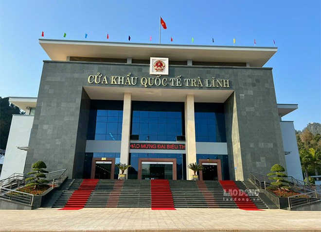Sau hơn 1 tháng nâng cấp, cặp Cửa khẩu quốc tế Trà Lĩnh (Việt Nam) - Long Bang (Trung Quốc) vẫn chưa có quá nhiều phát triển đột biến. Ảnh: Tân Văn.