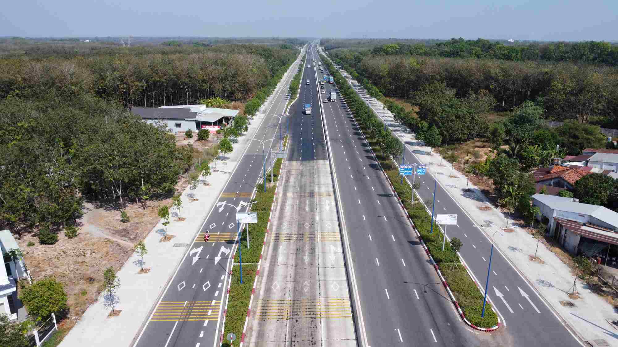 Đây là đường Mỹ Phước Tân Vạn dài hơn 50km từ ngã ba Tân Vạn giao nhau với quốc lộ 1A (thành phố Dĩ An) đến điểm giao với quốc lộ 13 khu Trung tâm hành chính huyện Bàu Bàng. 