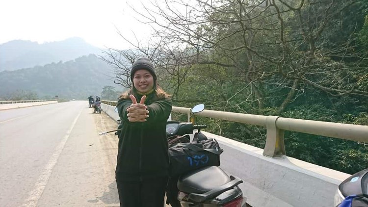 Chị Quỳnh trong một lần từ Hà Nội về Nghệ An đón Tết. Ảnh: Nhân vật cung cấp