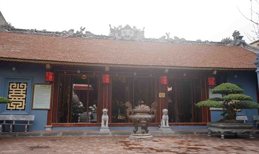 Đền Nghè - Di tích quốc gia nổi tiếng toạ lạc ngay trung tâm thành phố. Ảnh: Mai Dung
