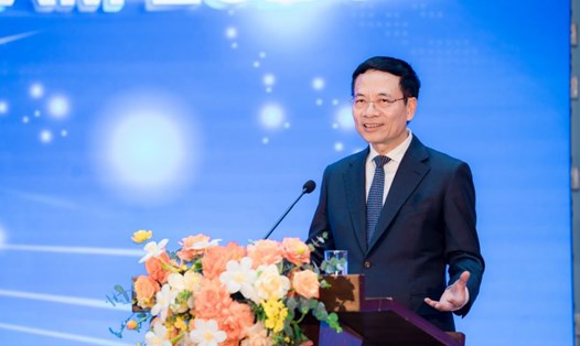 Bộ trưởng Bộ TTTT Nguyễn Mạnh Hùng. Ảnh: mic.gov.vn