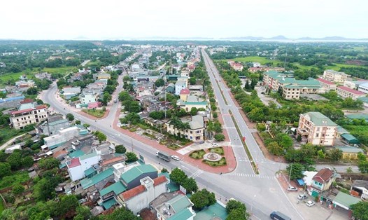 Huyện Đầm Hà, tỉnh Quảng Ninh đạt chuẩn nông thôn mới nâng cao. Trong ảnh là một góc thị trấn Đầm Hà. Ảnh: Quế Ninh

