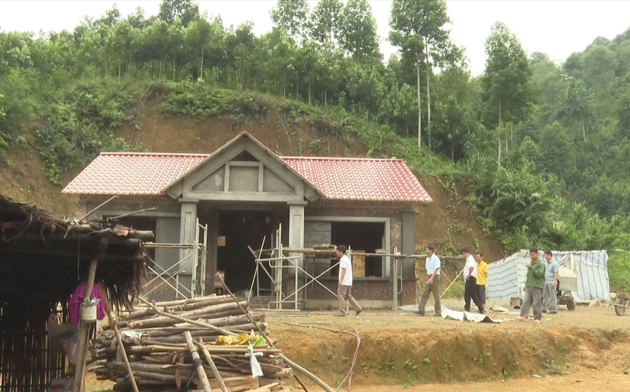Gia đình anh Bùi Việt Hợi chuyển về ngôi nhà mới khang trang, kiên cố trước Tết Nguyên đán 2024. Ảnh: Trọng Bảo