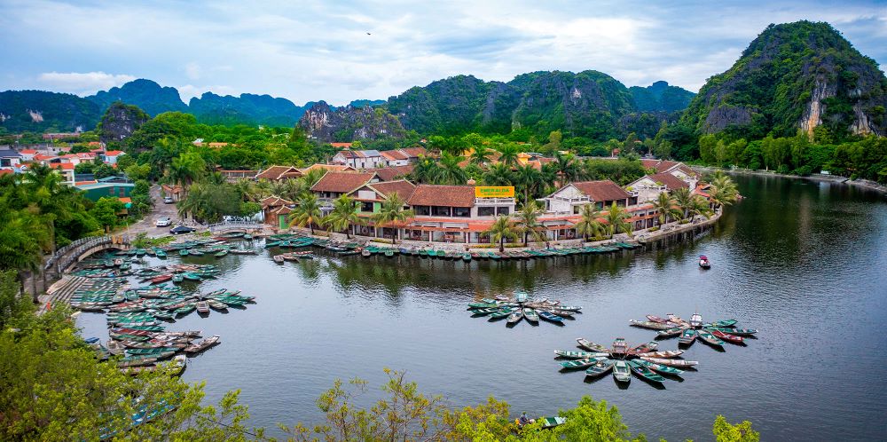 Bến thuyền Tràng An (thuộc Khu du lịch sinh thái Tràng An, tại xã Trường Yên, huyện Hoa Lư, Ninh Bình). Ảnh: Trường Huy