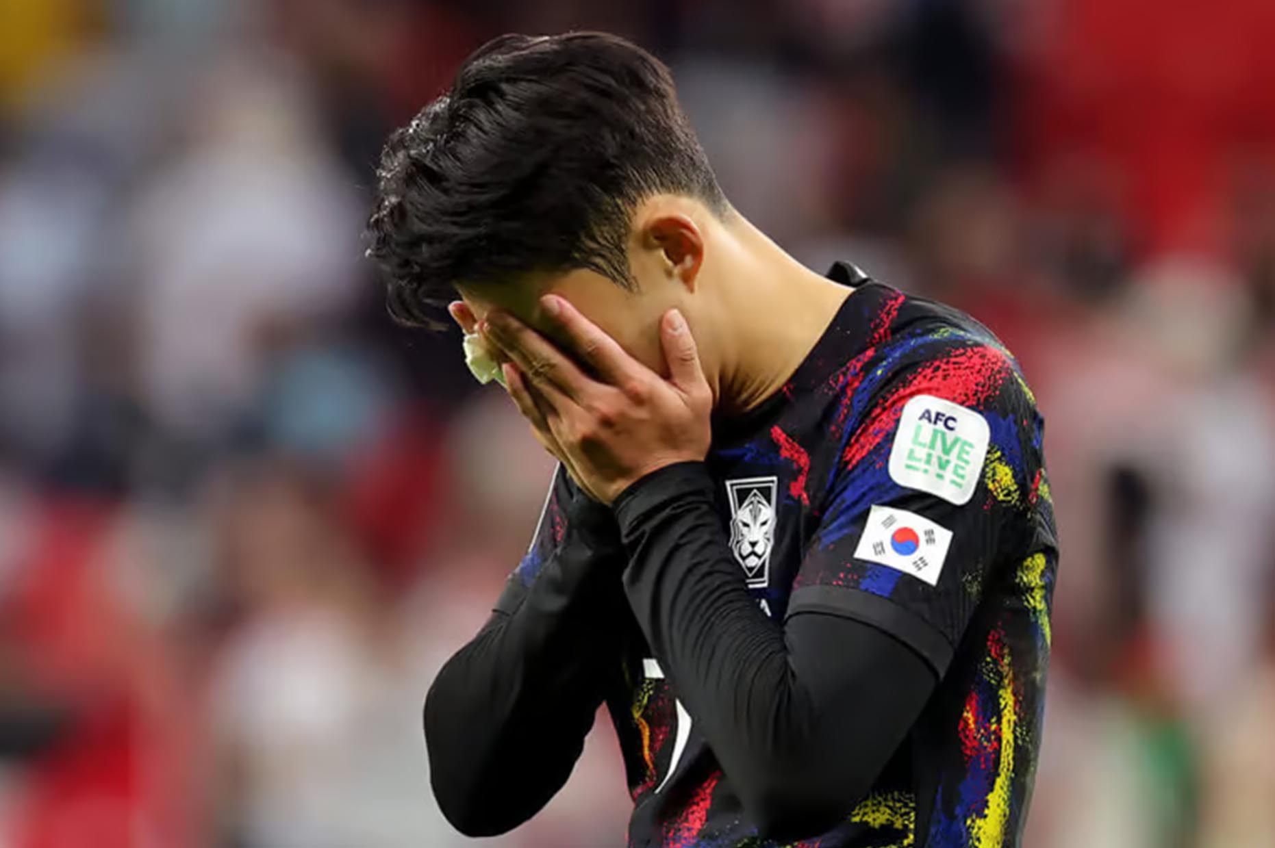 Son Heung-min đã không thể gánh được đội tuyển Hàn Quốc khi tất cả đang cùng mất phương hướng. Ảnh: AFP