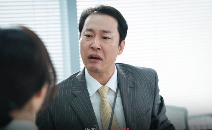 Kim Jong Hee vào vai một người sếp